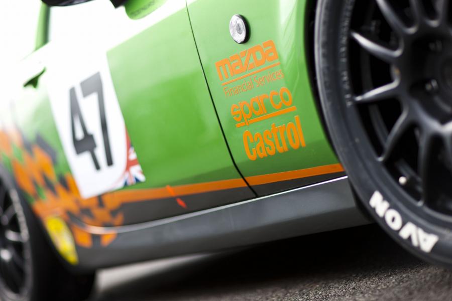  Mazda MX-5 GT British GT Championship 2012 года  (фото 2 из 6)